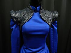 https://mariecosplayshop.com/ Inspired by Moiraine dress from The Wheel of Time custom made to your size! Dress and skirt made from royal blue heavy satin. Full lined and close with invisible zipper at the back. Short jacket made from darl blue real leather, lined. Ask me for the list of the measurements that you'll need for this costume! Possibility of separate payments. For more questions, do not hesitate to contact me! Because it is made of real leather, the color may vary slightly  from leather to leather. Can be made in black color! Please, take note that there will possibly have extra fees for plus size. Wheel Of Time Costumes, Blue Medieval Dress, Targaryen Fashion, Wing Cosplay, Sci Fi Dress, Armour Dress, Bow Drawing, Dragons Clothes, Wheel Of Time