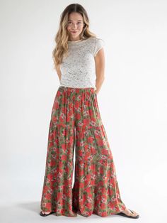 Flowy Pants Outfit Dressy, Flowy Pants Outfit, Colorful Clothing, Spaghetti Strap Rompers, Outfits Dressy, Boho Jumpsuit, Dinner Dates, Palazzo Pant, Floral Print Pants