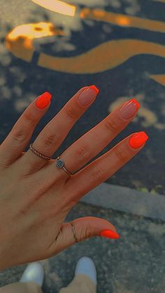 Neon Gel Nails Ideas, Short Neon Orange Nails, Vibrant Nails Summer 2024, Orange Nail Ideas Acrylic, Bright Orange Summer Nails, Cute Nail Ideas Summer, Neon Orange Nail Designs, Neon Nails Short, Orange Nails Ideas