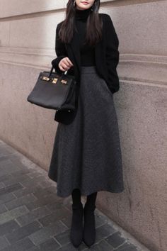 Classic Business Style, A Line Fall Skirts, Midi Skirt Winter Coat, Office Wear Women Work Outfits Business Fashion Pencil Skirts, Long Skirt Coat Outfit, Long Skirt Winter Outfit Classy, Work Outfits Long Skirt, Winter Outfits Women Skirts, Winter Work Skirt Outfit