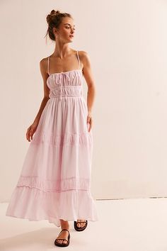 Just as effortless as it is versatile, this wear-everywhere maxi from our free-est collection is featured in a billowy, tiered silhouette with smocked detailing at the bodice and front tie detailing for added dimension. * Open back design * Adjustable, tie-back style * Lined | Taking Sides Maxi Dress by free-est at Free People, Size: L New Today, Style Maxi Dress, Back Design, Free People Dress, Stunning Dresses, Boho Outfits, Pretty Dresses, Open Back, Casual Dresses