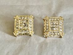 "These sparkly picture frame rhinestone earrings are so bright, they might even shine in the dark. Gorgeous white rhinestones are bezel set on top and surroudn the sides of these little darlings.  The square geometric shape of these pierced stud earrings will flatter any hairstyle and dress up your event with their geometric snazziness. They are vintage Glam 1980's. New Condition. 7/8\" square 1/4\" thick" Wedding Hollywood, Hollywood Glam Wedding, Frame Earrings, Runway Earrings, Wedding Earrings Vintage, Gold Evening Bag, Egyptian Necklace, Bridal Purse, Hollywood Wedding