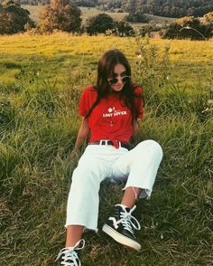 evacstewart Mode Inspo, Dua Lipa, 인물 사진, Trend Fashion, Insta Photo Ideas, Mode Inspiration, Insta Inspo, Photoshoot Poses, Outfits Casual