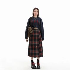 Lasaky - Vintage Plaid Midi Skirt with High Waist and Chic Design Tartan Skirt Outfit, Mark Vintage, Black Flare Skirt, Plaid Midi Skirt, Tartan Skirt, Deep Autumn, Granny Chic, Style Inspiration Fall, Black Flare