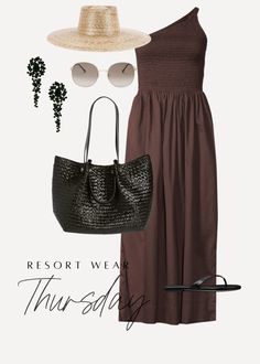 Outfits of the week - Stylin by Aylin Navy Dress Outfit Summer, Beach Dresses Summer Maxi, Monaco Trip, Vacation Chic, Stylin By Aylin, Chocolate Pieces, Chic Clothing Style, Casual Chique