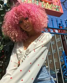 Dyed Curly Hair, Colored Curly Hair, Pelo Afro, Dyed Natural Hair, Hair Haircuts, Hair Inspo Color, Grunge Hair, Natural Hair Color