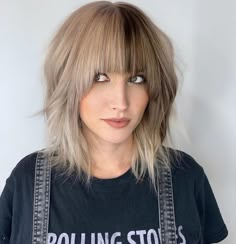 Split Hair Color Ideas Short, Blond Color Block Hair, Split Hair Color With Bangs, Split Dye Hair Natural Colors, Color Blocking Blonde Hair, Two Tone Hair Short, Half Split Hair Color, Half Half Hair Color, Split Color Hair