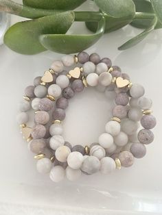 "Want to create a cozy corner in your own home?  Follow me for more inspiration and DIY tips." Marble Beaded Bracelets, Natural Stone Bracelet Ideas, Bead Bracelet Ideas Aesthetic, Bead Bracelet Design Ideas, Marble Bracelets, Stretch Beaded Bracelets Diy, Cristal Bracelet, Marble Bracelet