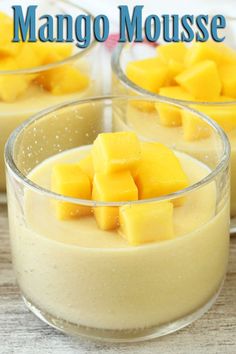 mango mousse in small glass bowls with text overlay that says mango mousse