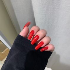 Slim Nails, Red Summer Nails, Red Press On Nails, Nails Basic, Red Gel Nails, Nails Hand Painted, Dark Red Nails, Classic Glam