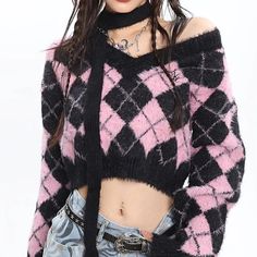 'Macaroon' Lozenge Black & Pink Color Contrast Sweater - AlielNosirrah Pink Grunge Outfits, Dark Pink Outfit, Girly Goth Aesthetic, Pink Goth Outfits, Girly Goth Outfits, Pastel Grunge Outfits, Pink And Black Sweater, Colorful Goth, Girly Goth