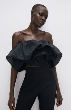 Elegant Black Summer Tops, Zara Tops For Summer Evening, Elegant Black Tops For Summer Evenings, Elegant Black Summer Evening Tops, Elegant Summer Evening Tops In Black, Sequin Pants, African Fashion Women, Black Crop Top, Black Crop