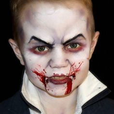 Vampire Makeup For Men, Scary Vampire Makeup, Scary Boy Costumes, Men Halloween Makeup, Halloween Face Paint Designs