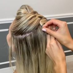 Daily Hair Tutorials 💇‍♀️ on Instagram: “1 or 2? 😍❤️ Follow @hairs.diy to get more hair style ideas and learn simple beautiful hair styles 💓 . @kellgrace . #hairstyleideas…” Hair Styels, Hair Projects, Hairdo Wedding, Natural Hair Tutorials, Amazing Hair, Hair Videos Tutorials, Hair St, Hair Decorations, Hair Tutorials