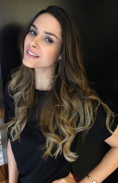 Resultado de imagen para Fernanda Machado Long Hair Updos, Ombré Hair, Long Hair Updo, Long Layered Hair, Dye My Hair, Hair Transformation, Layered Hair, Ombre Hair, Balayage Hair