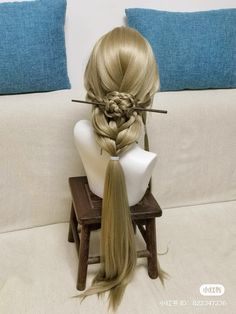 Ballerina Aesthetic Outfit, Unique Hair Ideas, Fantasy Hairstyles, Bjd Hair, Hair Color Swatches, Exotic Hairstyles, Fantasy Hair, Hair Reference