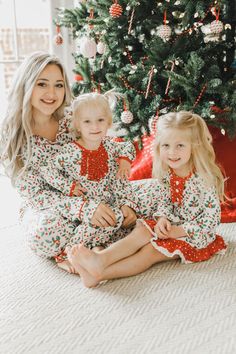 Holly Pattern - Ruffle Buttflap PJs - Sugar Bee Clothing Girls Christmas Pjs, Family Matching Pjs, Christmas Nightgowns, Girls Pinafore Dress, Holly Pattern, Ellie And Mac, Girls Pinafore, Girls Pjs, Newborn Christmas