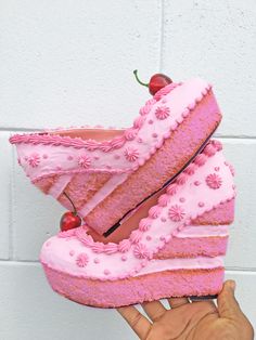 All Pink Cake Wedges - Shoe Bakery Pastel Cupcakes, Pink Icing, Kawaii Shoes, Funky Shoes, Toy Art, Kraf Diy, Pink Cake, Unique Shoes, Shoe Art