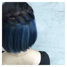 Short Blue Hair, Blue Ombre Hair, Dark Blue Hair, Hair Color Blue, Ombre Hair Color, Cool Hair Color, Grunge Hair, Hair Care Tips, Ombre Hair