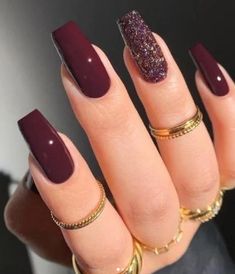 Browse gorgeous fall nails, fall nail design and fall nail art for the best autumn nails this season! Orange, browns, purple, reds, gold nails and more! Nails For Older Women, Unghie Sfumate, Wine Nails, Maroon Nails, Orange Nails, Elegant Nails, Chic Nails, Nail Arts