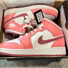 Nib Nike Air Jordan Kids High Tops Size 5 Pink Jordan Shoes With Rubber Sole, Casual Pink Low-top Jordan Shoes, Nike Low-top Pink Jordan Shoes, Nike Pink High-top Jordan Shoes, Pink Jordan Shoes With Cushioned Footbed, Air Jordan Kids, Cute Jordans, Air Jordan High, Pink Jordans