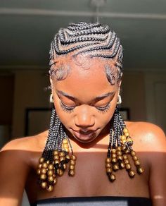 Cute Simple Cornrows For Black Women, Corn Row Designs Black Women, Cornrows With Wooden Beads, Feminine Cornrow Styles, Short Braids For Black Women Cornrow, Natural Hair Stitch Braids, Cornrows Braids For Black Women With Beads, Pretty Cornrow Hairstyles, Bohemian Straight Back Braids