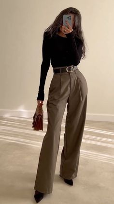 early 2000 fashion midsize fashion winter women’s winter fashion Business Casual With Black Pants, Business Casual Outfits Long Sleeve, Interview Women Outfits, Long Sleeve Office Outfits, Teacher Outfits Formal, Fancy Business Outfits, Outfit For Court, Teacher Business Casual Outfits, Cute Lawyer Outfits