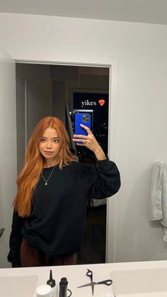 asian girl with copper red hair taking a mirror selfie Colors That Go With Copper Hair, Copper Penny Balayage, Styling Copper Hair, Copper Hair Aesthetic Outfit, Long Natural Red Hair With Layers, Copper Hair Styling, Copper Hair Inspo Color, Outfits With Copper Hair, Cool Orange Hair