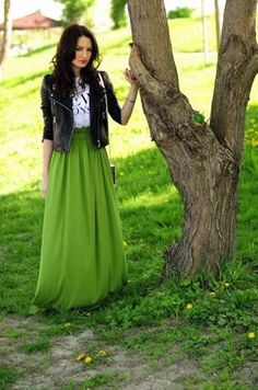 Skirts Outfits, Maxi Skirt Style, Modest Wear, Fashion 101, Maxi Skirts, Black Leather Jacket, Modest Dresses