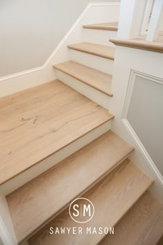 Home renovation Interior Design Wood Basement Stairs, Bathroom Flooring Color Ideas, Lvp Flooring Next To Hardwood, Engineered Wood Stairs, Diy Lvp Flooring, Vinyl Floor Stairs, Wide Oak Plank Flooring, Light Wood Plank Flooring, Coastal Vinyl Plank Flooring