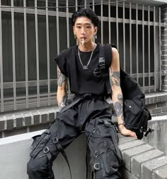 Edgy Outfits Men, Genderfluid Outfits, Ftm Outfits, Casual Techwear, Masc Fashion, Gender Fluid Fashion, Alt Outfits