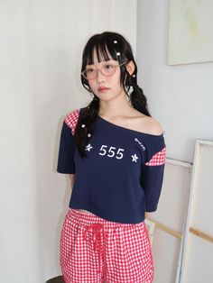 Composition : COTTON 100%Color : NAVYCountry of Origin : Republic of Korea Navy Retro Summer Tops, Retro Navy Tops For Summer, Girly Fashion, Photo Reference, Composition, Top Outfits, Navy, The Originals, Clothes For Women