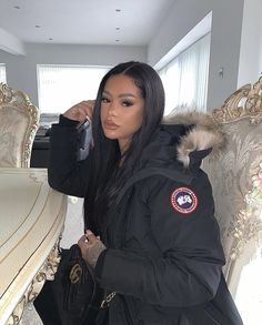 Canadian Goose Jacket Women, Canada Goose Women Outfits, Parajumper Jacket, Canada Goose Outfit, Uk Baddie, Uk Girl, Jacket Aesthetic, Uk Streetwear, Canada Goose Women