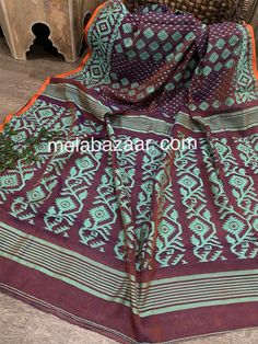 *A Handloom beauty. Dhakai Jamdani soft dual tone saree with zari highlights on the palla. *Fall attached. Note: Minor imperfections in weaving are inherent to handloom fabric, and are not defects. Brown Handloom Dupatta For Festivals, Brown Self Design Dupatta For Festivals, Multicolor Slub Silk Saree With Weaving Work, Green Slub Silk Saree With Weaving Work, Fusion Style Cotton Silk Dupatta For Festivals, Brown Saree With Cutdana For Festivals, Brown Saree With Dupatta For Festivals, Brown Self Design Saree For Festivals, Festive Brown Saree With Self Design