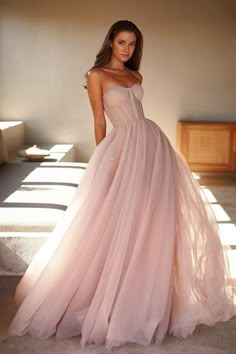 Buy Misty Rose Tulle Maxi Dress with a Corset Bustier at Milla Dresses. Wide size range from XXS to XXL. FREE shipping across the USA. Return in 30 days. Light Pink Prom Dress, Robes D'occasion, Prom 2022, Matric Dance, Tulle Maxi Dress, Prom 2023, Night Club Dress, Strapless Prom Dress, Stunning Prom Dresses