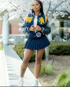 Varsity Jacket Graduation Pictures, Senior Pictures Letterman Jacket, Decision Day Photoshoot, Senior Outfit Ideas, College Pics, Decision Day, Senior Photoshoot Poses, Sorority Fashion, Grad Shoot