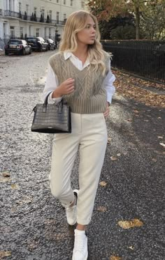 Granny Look, Beige Outfit, Looks Chic, 가을 패션, Professional Outfits, Business Casual Outfits