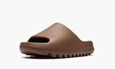 Adidas Yeezy Slide "Flax" Color: Flax/Flax/Flax Style: FZ5896 Flax Yeezy Slides, Brown Yeezy Slides, Adidas Yeezy Slides, 70s Converse, Adidas Yeezy Slide, Nike X Travis Scott, Ugg Ultra Mini, Most Popular Shoes, Converse Run Star Hike