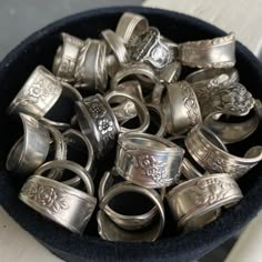 5 for $55 mystery ring bundle!  You pick a size(s) and I will pick 5 rings from my page to send you!  Please message me with any questions :) Gift bag included Rings come polished Ships with compostable packaging Not all rings are pictured in this listing, but the rings pictured are reflective of the styles in the mystery box. The rings are made from preloved silverware so there may be some imperfections. You can request a style but you are unlikely to get what you request.  Visit my instagram i Vintage Silver Rings For Gift, Chunky Vintage Rings Silver, Silver Grunge Ring Jewelry, Silverware Rings, Spoon Rings Silver, Spoon Rings Aesthetic, Metal Art Projects Ideas, Vintage Spoon Rings, Unique Silver Rings