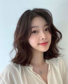 Cute Hairstyles For Long Hair, Middle Length Hair, A Beautiful Mind, Hairstyles Cute, Cute Haircuts, Hair Cute, Haircut Inspiration, Cute Hairstyles For Medium Hair