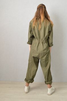 "Fantastic vintage fatigue utility workwear jumpsuits from the Dutch Ministry of Defence. Made for men but can be worn by women size UK 12+. - Tough overalls made for the military - built to last - 2 hip pockets (may have additional) - Made from a quality polyester cotton blend - Button fastenings - Ideal for many projects: industry personnel, technicians, mechanics, DIY jobs or fashion - Classic khaki olive green fatigue colourway - Better quality than modern equivalents - Machine washable SIZI Socks Lace, Africa Trip, Vintage Overalls, Texas Roadhouse, Green Jumpsuit, Clothing Design