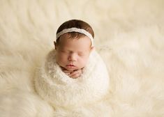 Delicate off white headband, simple in elegant. It can be made in a bigger size ( please leave me a note what size you need it ) Tiffany Jones, White Baby Headband, White Headband, Lace Headbands, Newborn Headbands, Graduation Pictures, Baby Headbands, Baby Accessories, Photo Props