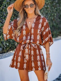 Precio bajo con envío gratis para usuario nuevo. Jumpsuit Casual, Belted Romper, Estilo Boho Chic, Casual Tie, Swimwear Beach, Jumpsuit With Sleeves, Boho Print, Printed Rompers, Wide Sleeves