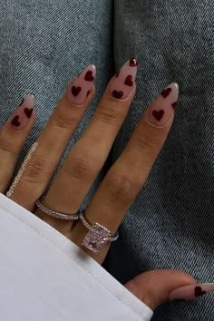 If you’re feeling romantic today, I’m sure you’ll instantly fall for this hearts mani. You can choose a more vibrant nail color to make this heart design pop.//photocredit:@phoebesummernails Themed Nails, Kutek Disney, Wine Nails, Cherry Nails, Nagel Tips, Casual Nails, Burgundy Nails, Minimalist Nails