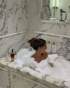 Bath Pictures Instagram, Jacuzzi Pictures Instagram, Jacuzzi Pictures, Selfcare Aesthetic, Bath Pictures, Indoor Jacuzzi, Get Your Life, Shower Routine, Relaxing Bath