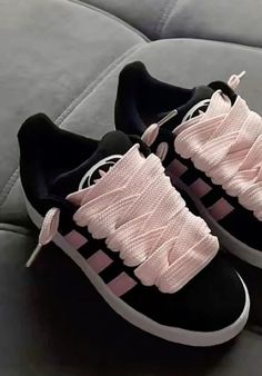 Pink And Black Campus 00, Adidas Campus Black Outfit, Trendy Black Shoes, Best Shoes For Women, Estilo Vans, Women Tips, Stile Hijab