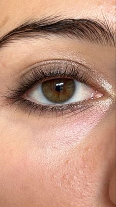 #eyes Makeup Without Mascara, Brown Hairstyles, Hazel Eye Makeup, Hair Color Brown, Makeup For Hazel Eyes, Pinterest Makeup, Dope Makeup, No Eyeliner Makeup