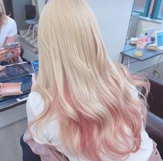 Pastel Academia, Blonde Hair With Pink Highlights, Instagram White, Hair Color Pink