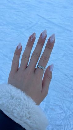 Winter Almond Nails Ideas Simple, Cute Subtle Christmas Nails, Simple Acrylic Nails Winter, Figure Skating Nails, Clean Girl Winter Nails, Classy Nails Christmas, Winter Nails With Gems, White Winter Nail Ideas, Gel Nails Snowflakes