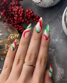 Grinch Inspired Nails, Nail Art Noel, December Nails, Cute Christmas Nails, Christmas Nails Easy, Christmas Gel Nails, Holiday Nail Art, Nail Swag, Winter Nail Designs